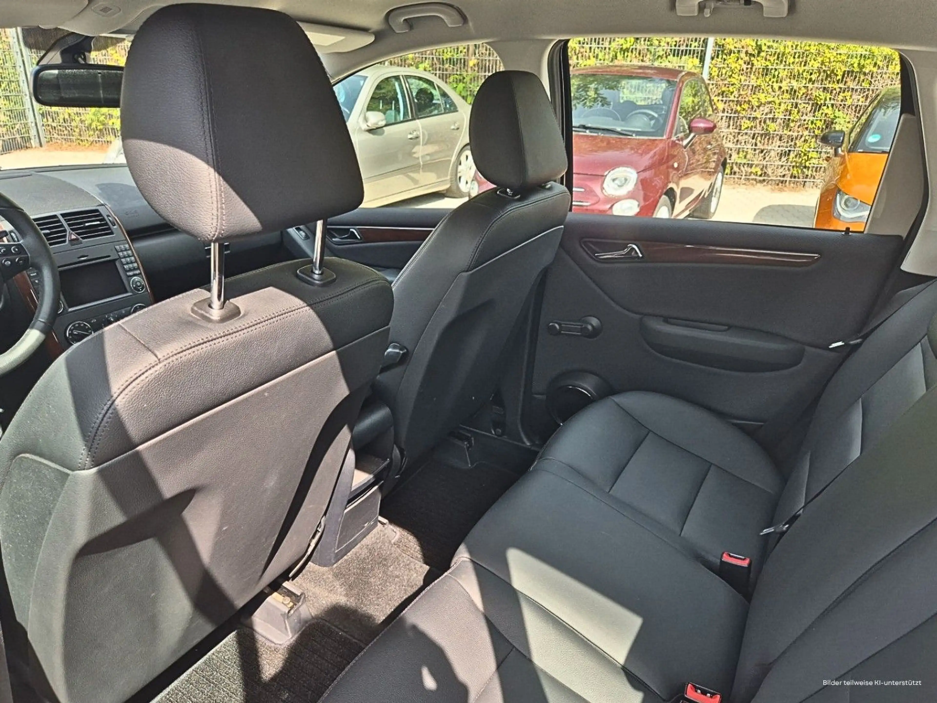 Mercedes-Benz A 200 Autom. orig. 16.000 km *Leder *Sitzheizung — photo 12