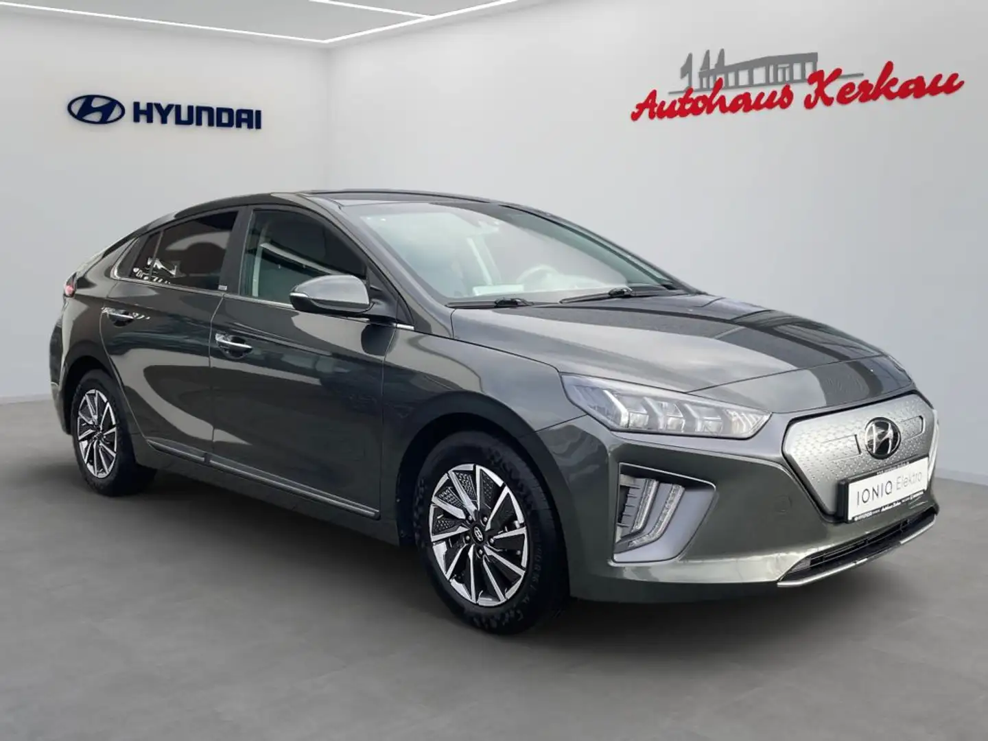 Hyundai IONIQ Elektro Style *LED*SHZ*LHZ*R.KAMERA* Silber - 2