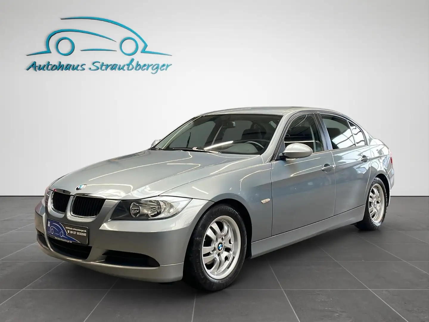 BMW 320 i lim. Rentnerfahrzeug Kein Tüv nur Export - 2