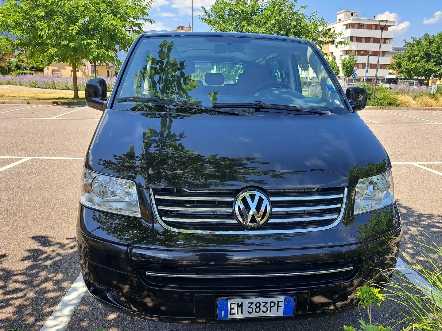 Volkswagen T5 Multivan 1.9 tdi Starline 5porti Nero - 2