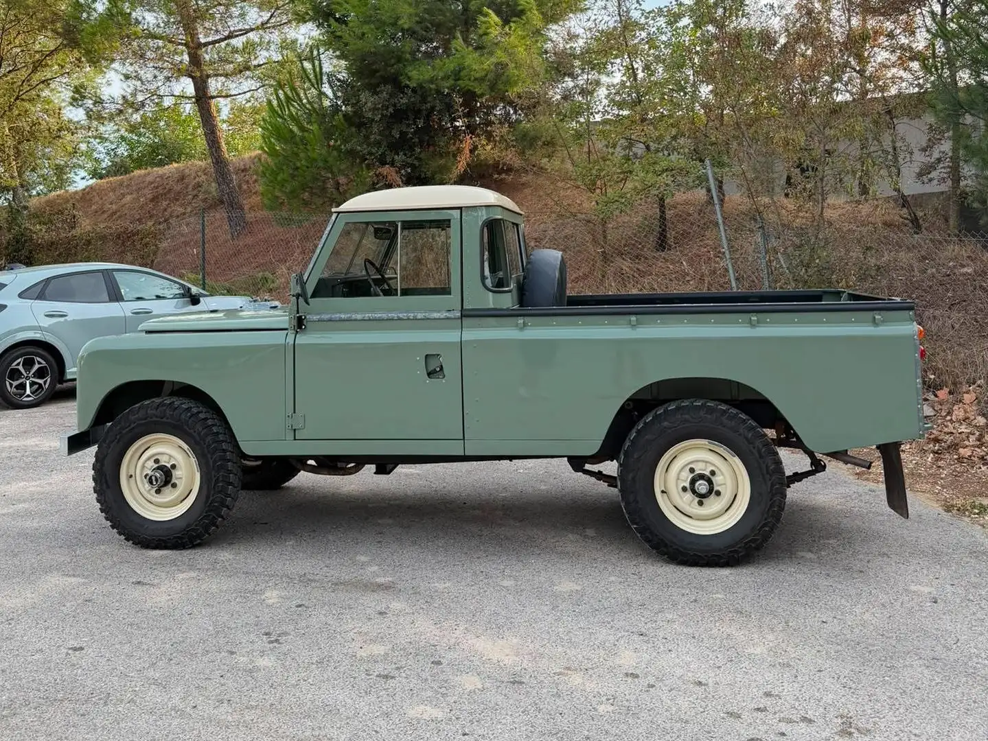 Land Rover Series 109 SIII Verde - 2