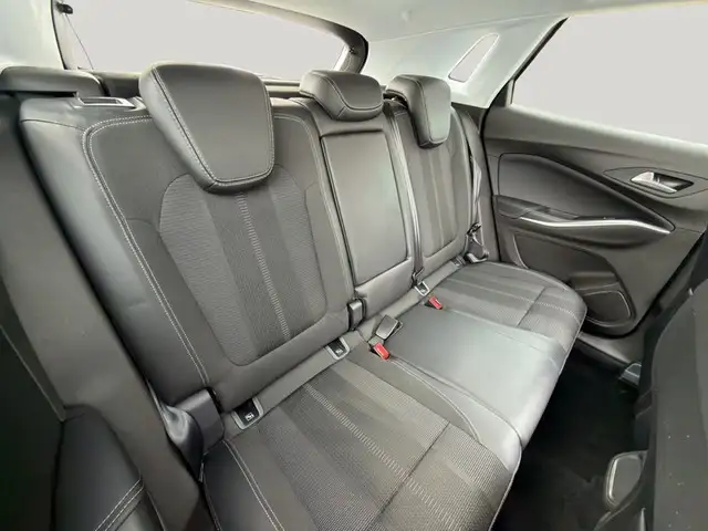 Opel Grandland view 15