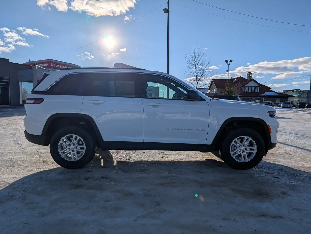Jeep Grand Cherokee снимка Jeep Grand Cherokee
