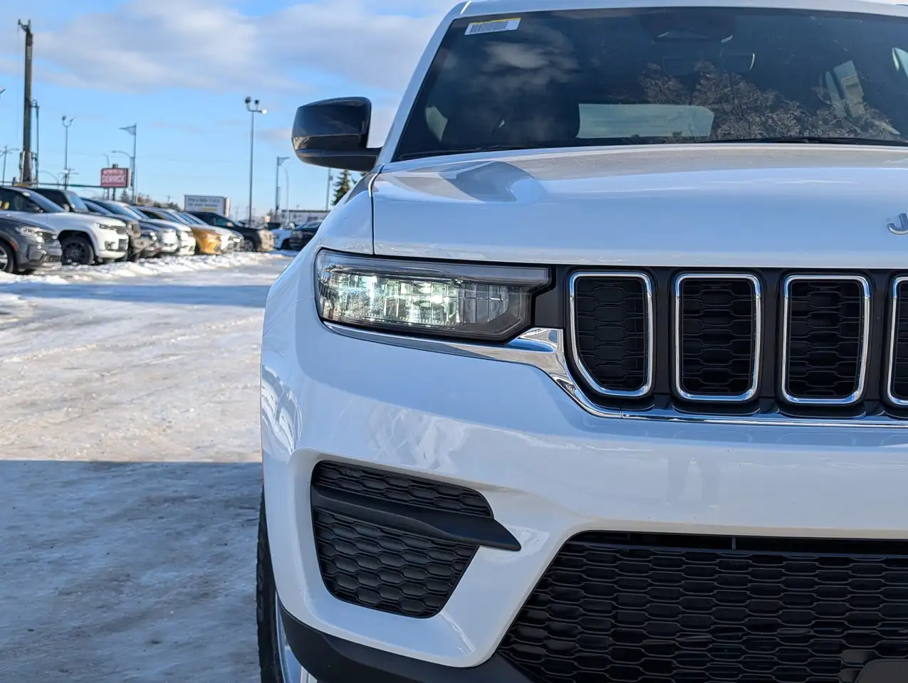 Jeep Grand Cherokee снимка Jeep Grand Cherokee