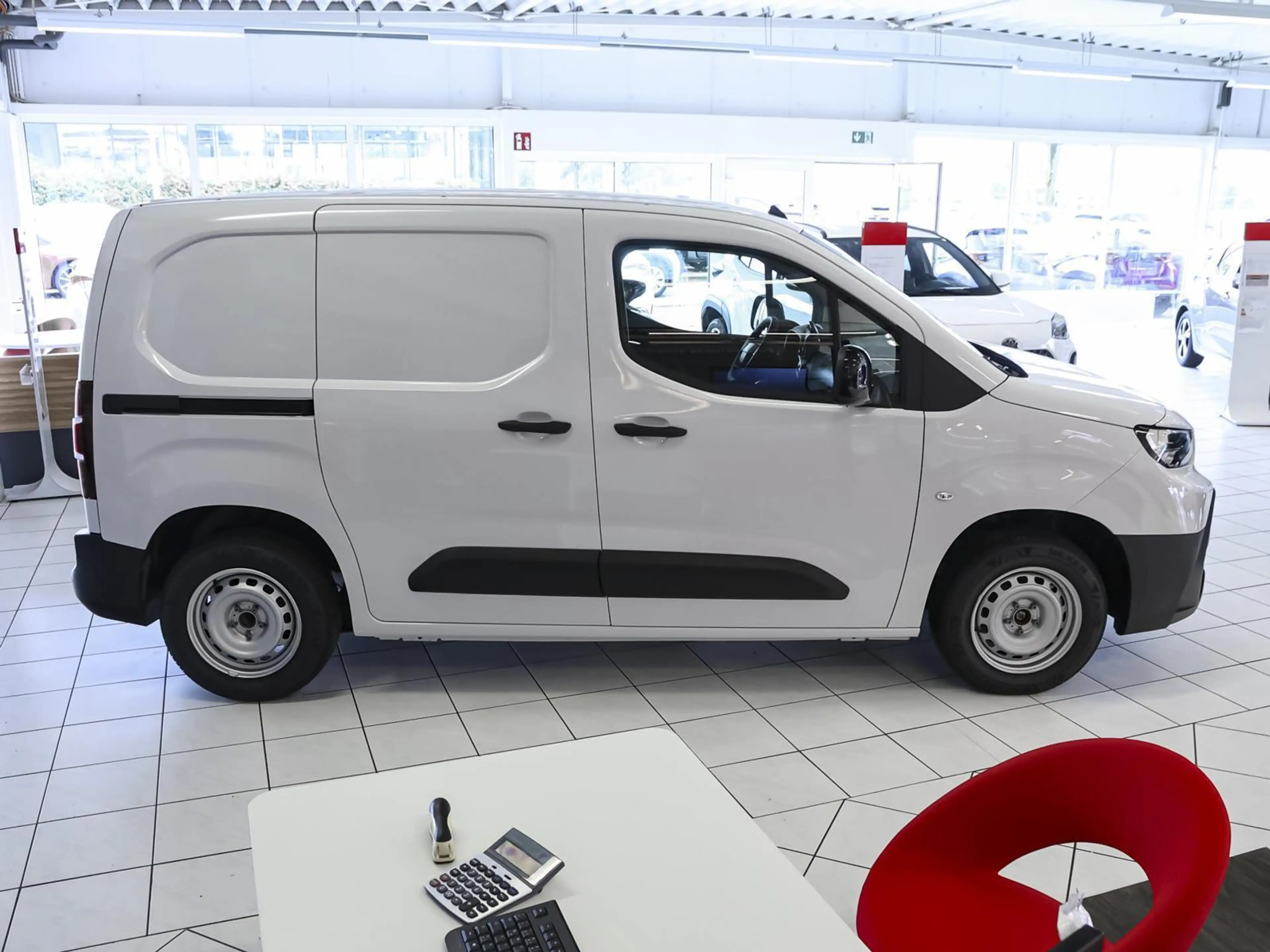Toyota Proace City Meister - L1 1,5-D PDC KLIMA BT — photo 3