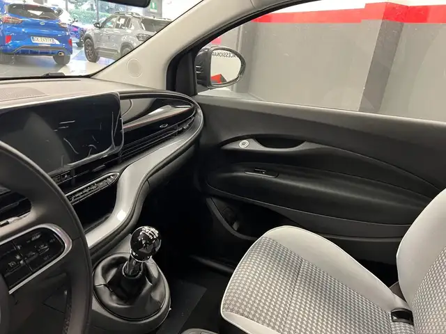 Fiat 500 view 9