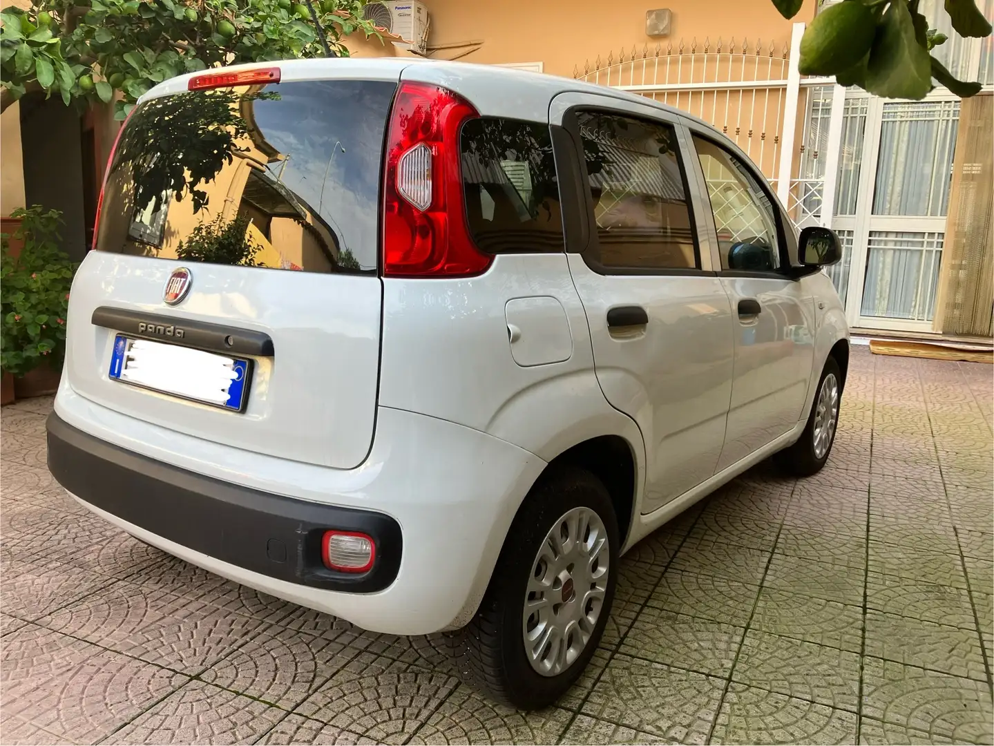 Fiat Panda 1.2 L easypower Gpl 69cv my19 Weiß - 1