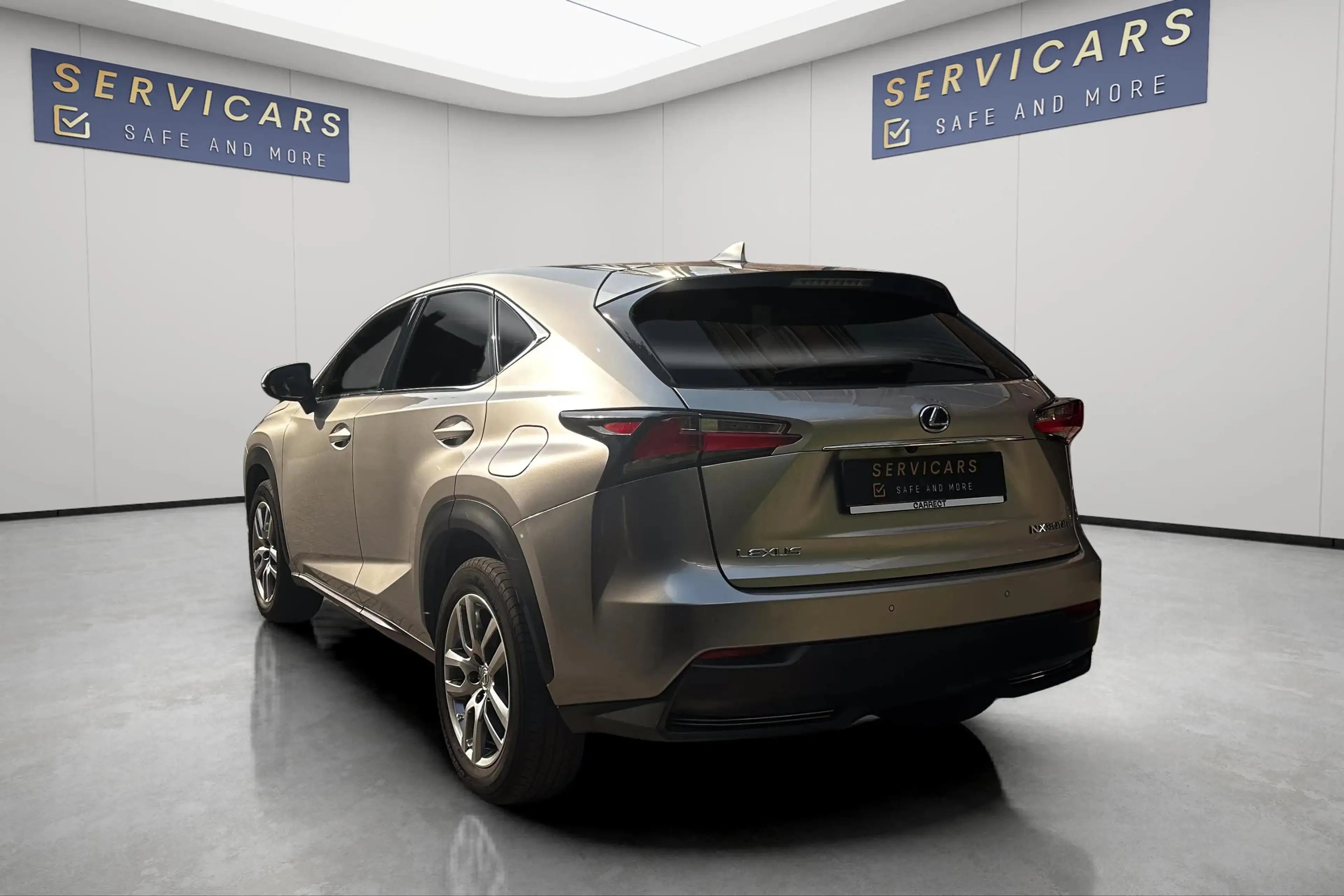 Lexus NX 300h 2.5i FWD Executive Line / PANO / GAR 12 MOIS! — photo 6