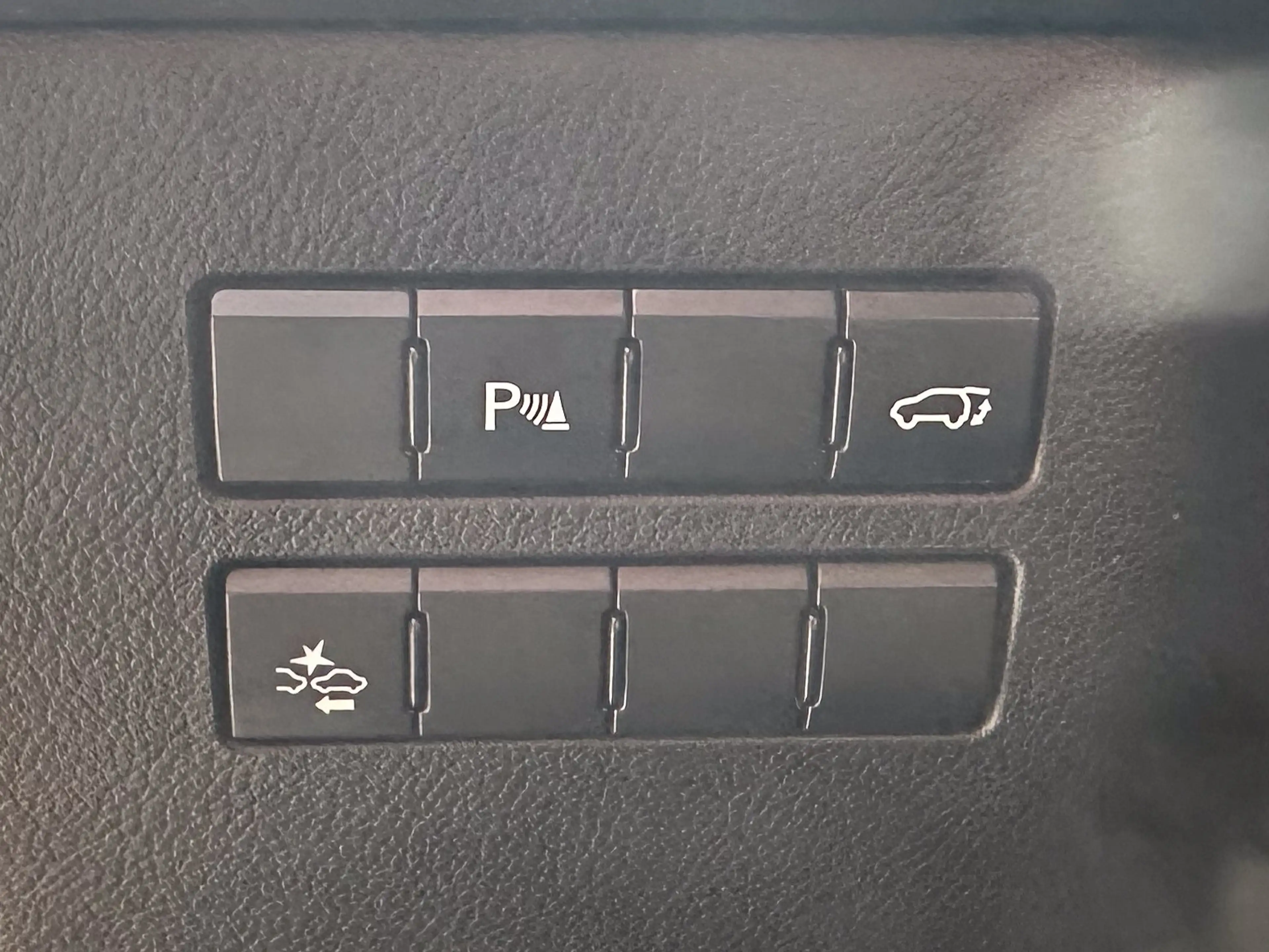 Lexus NX 300h 2.5i FWD Executive Line / PANO / GAR 12 MOIS! — photo 11