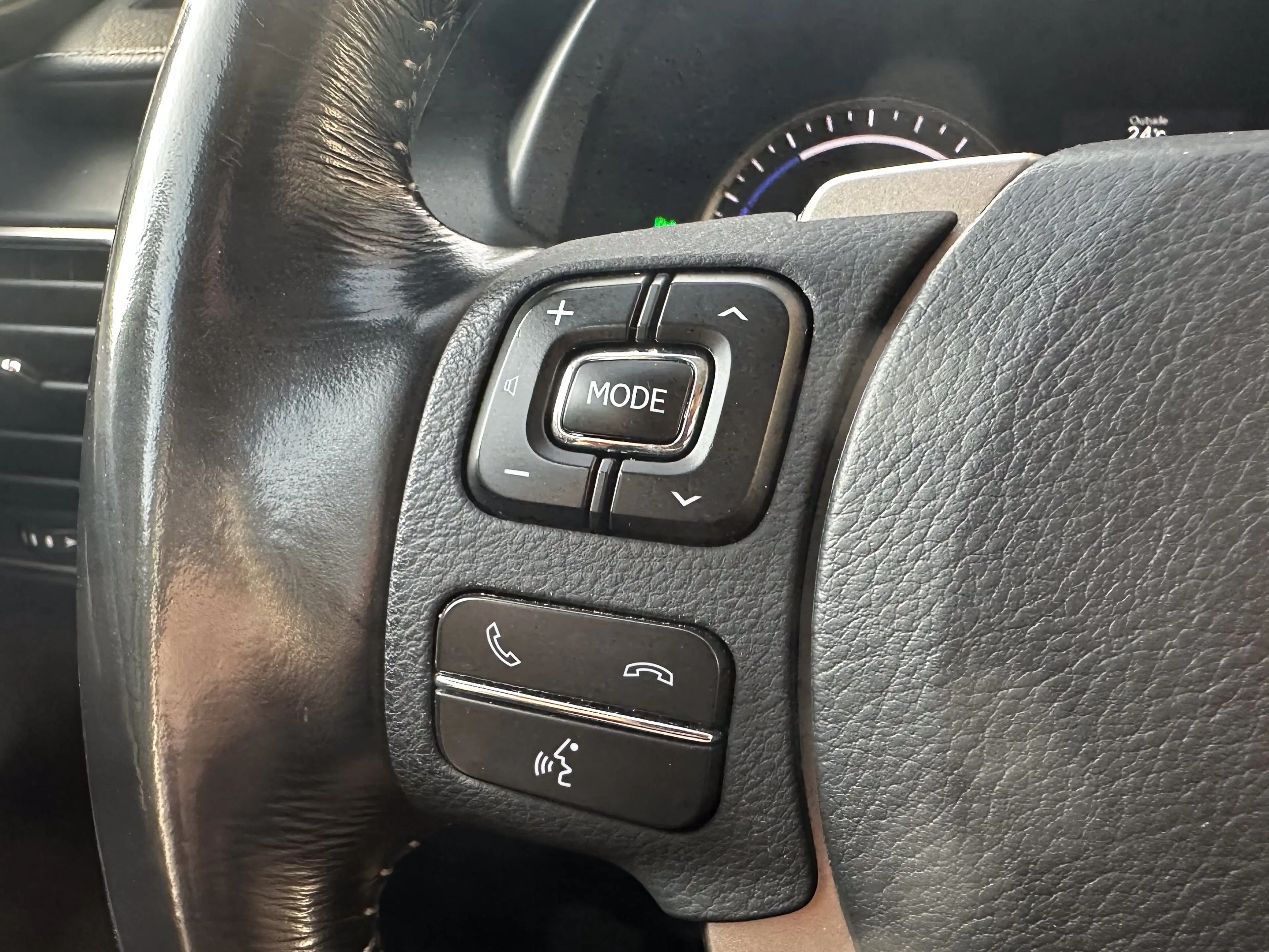 Lexus NX 300h 2.5i FWD Executive Line / PANO / GAR 12 MOIS! — photo 14