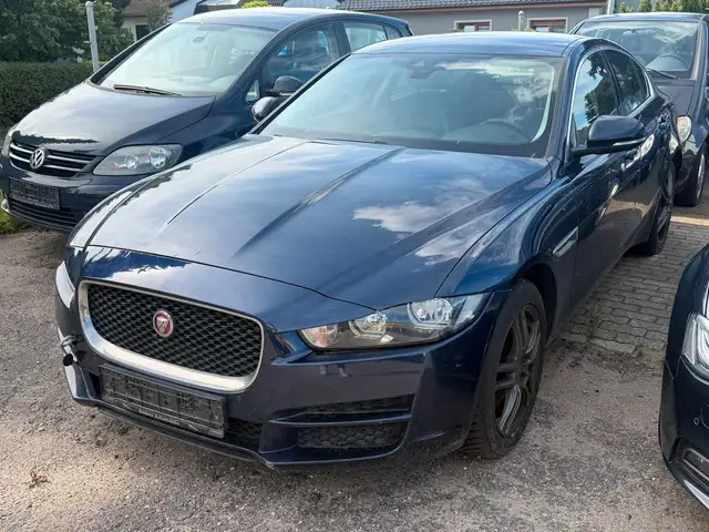 Jaguar XE 20d Prestige AWD