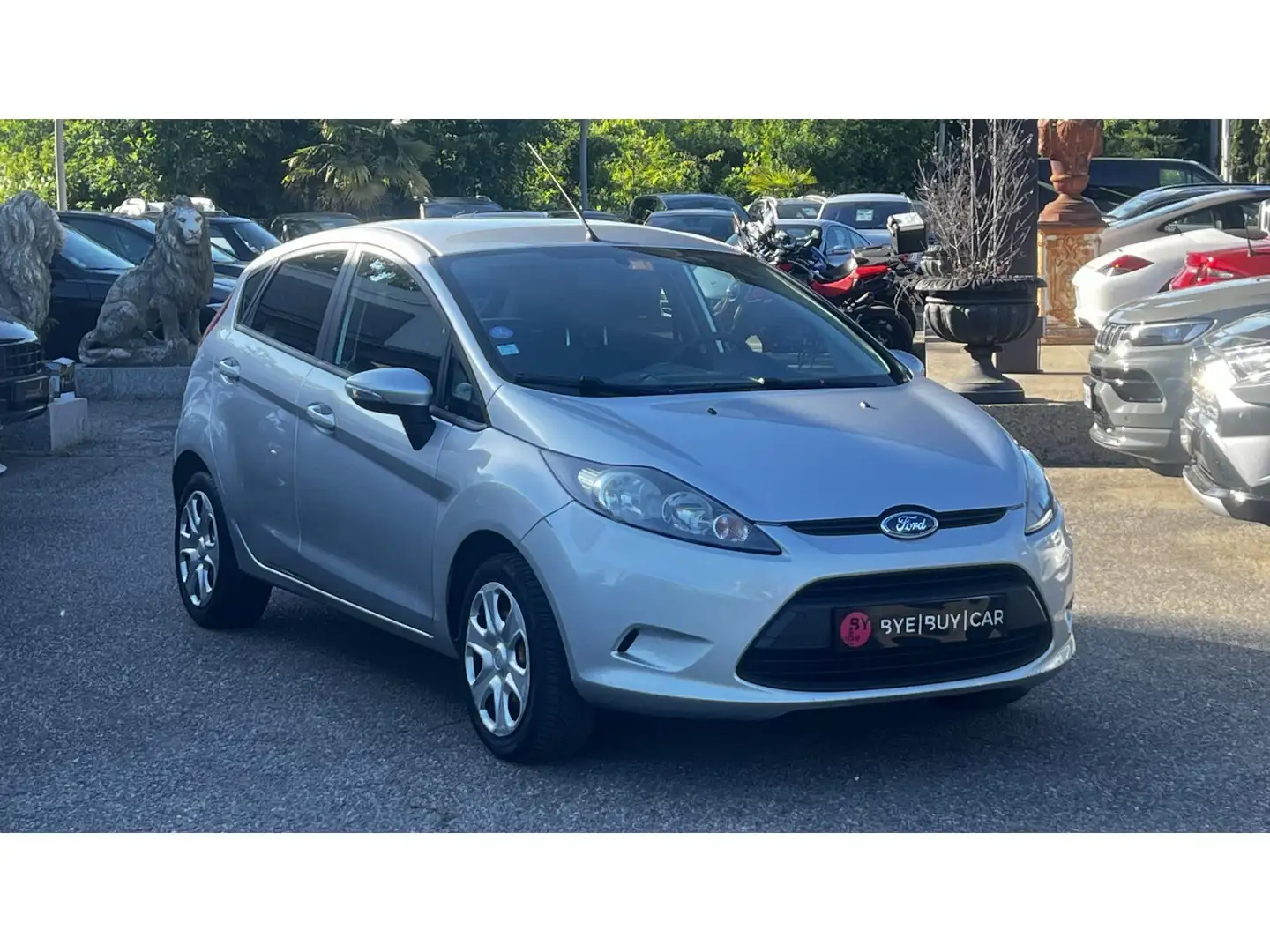Ford Fiesta 1.25i 82 Trend - GARANTIE 12 MOIS Gris - 2