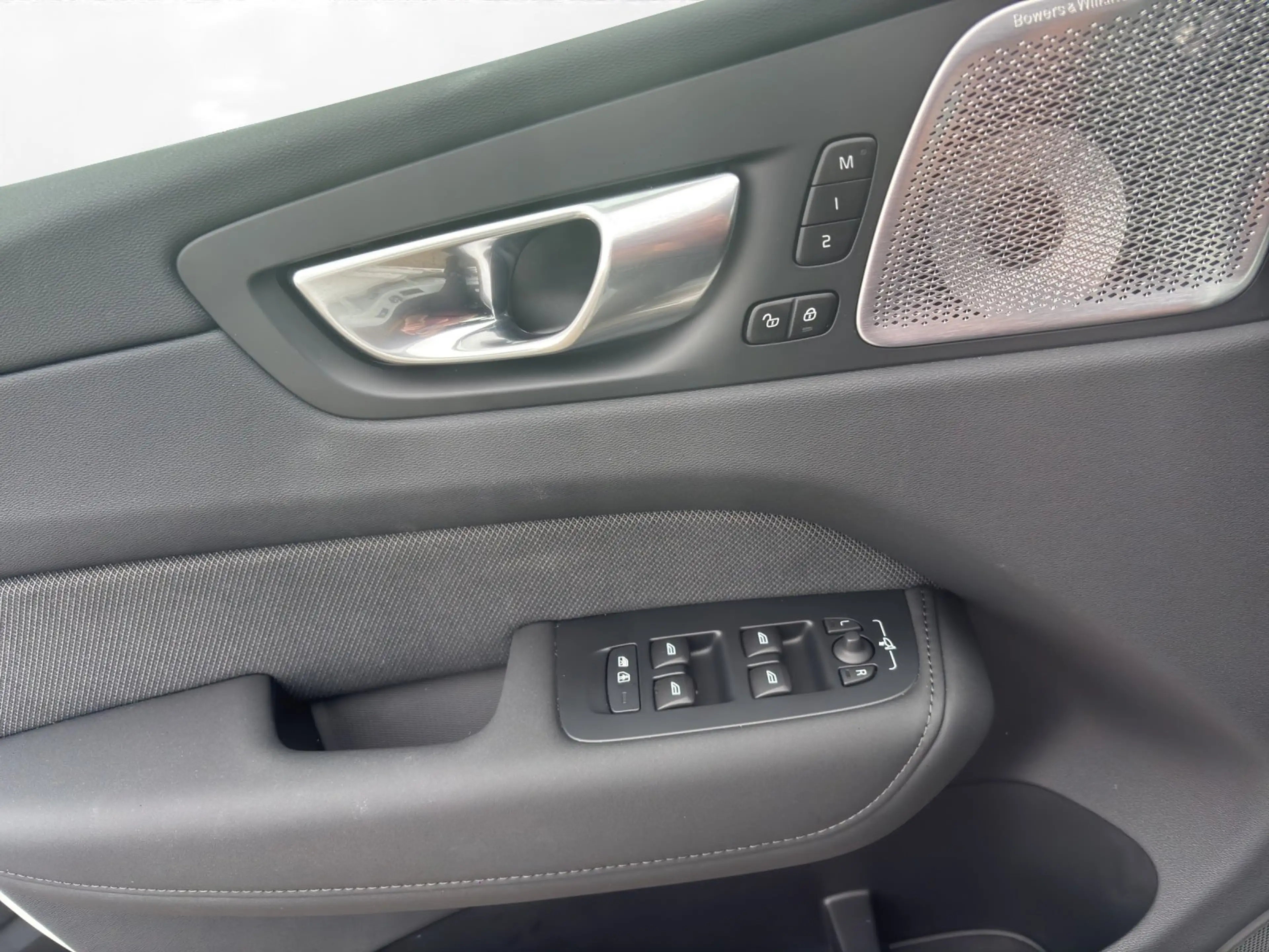 Volvo XC60 T8 AWD Polestar | AHK | LED — photo 10