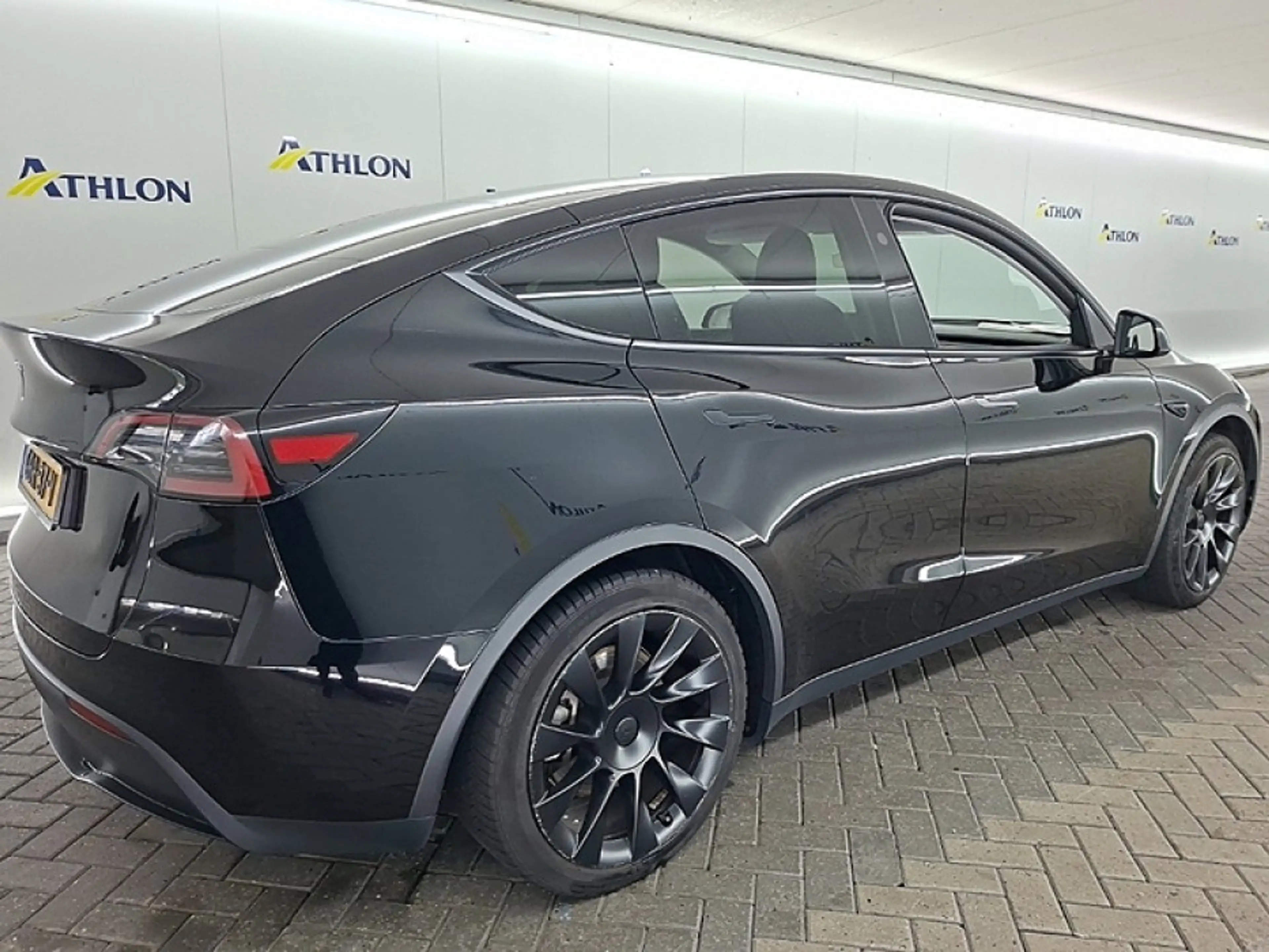 Tesla Model Y RWD 58 kWh | Panoramadak | Voorstoelen verwarmd | — photo 3