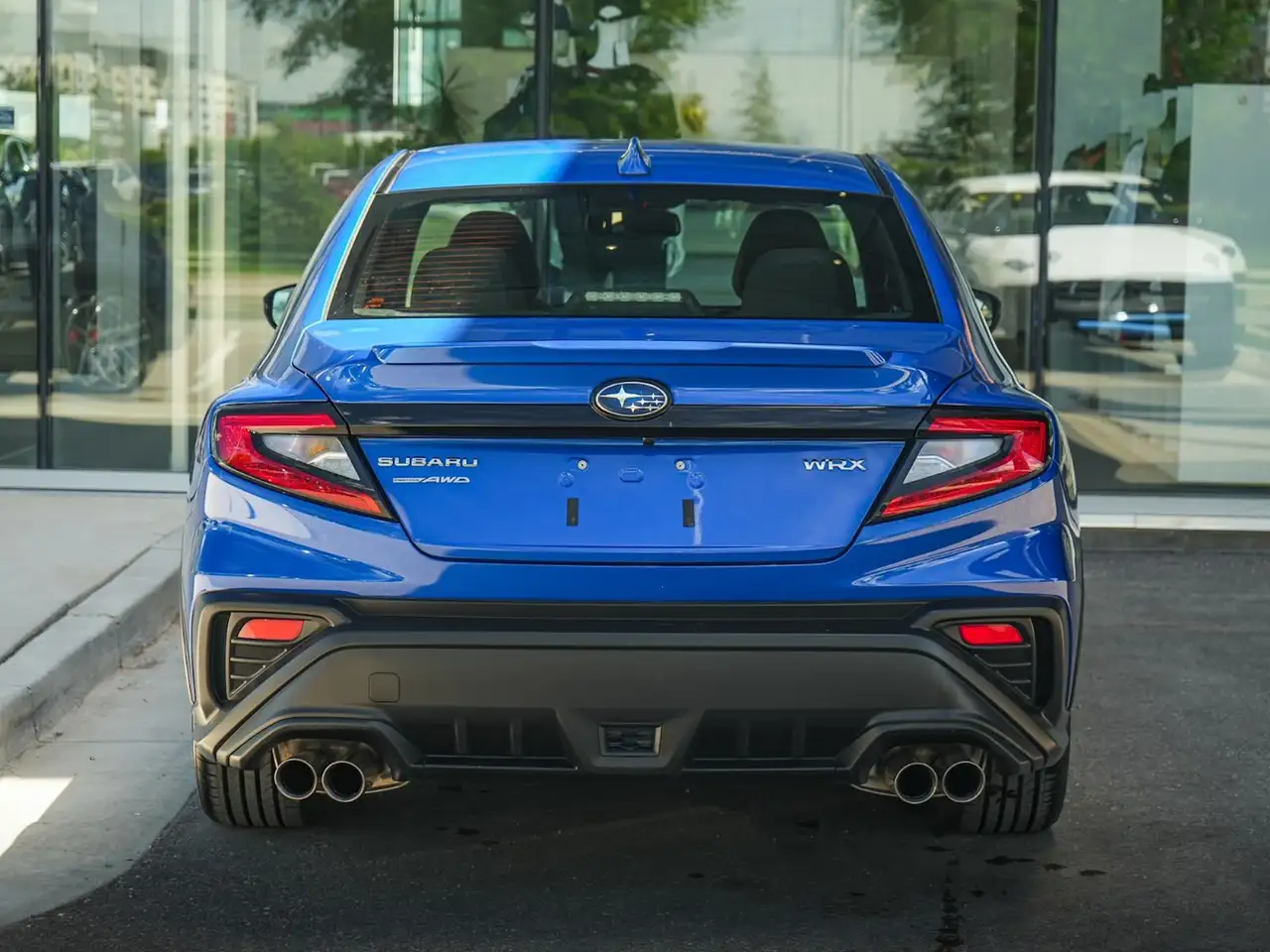 Subaru WRX снимка Subaru WRX
