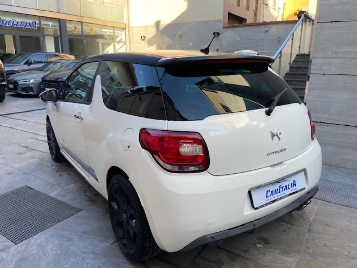 DS Automobiles DS 3 1.6 THP 155 Sport Chic Bianco - 2