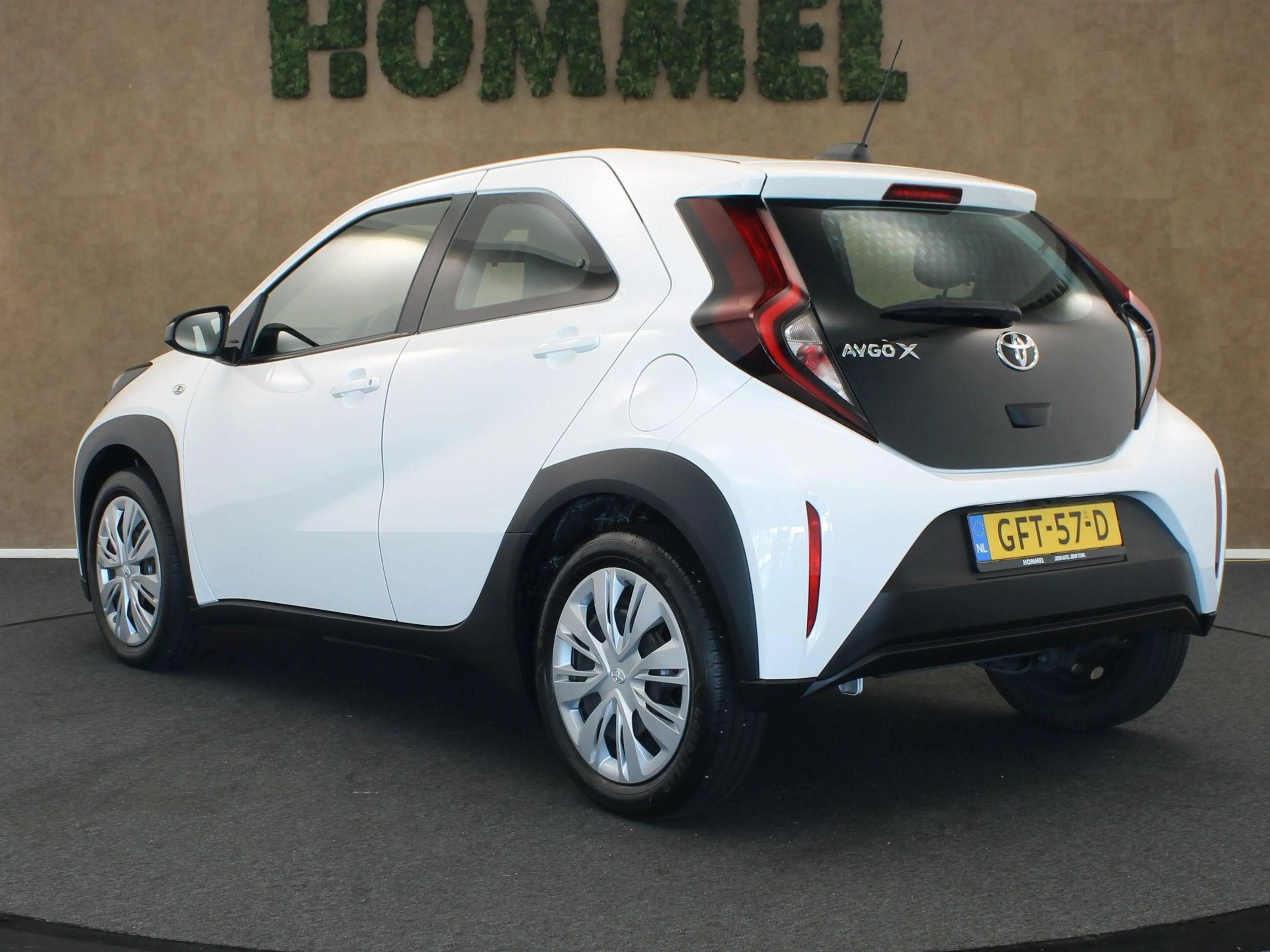 Toyota Aygo X 1.0 VVT-i MT Play - ORIGINEEL NEDERLANDSE AUTO - A — photo 14