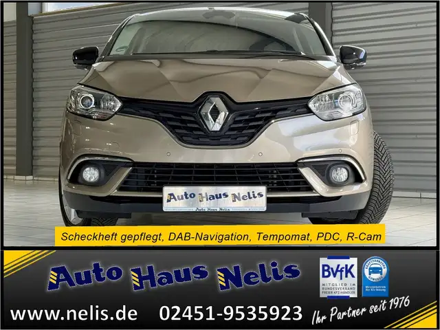 Renault Scenic view 3