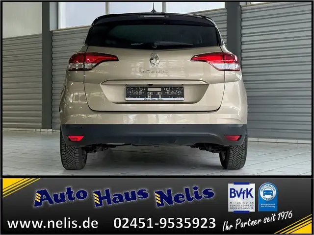 Renault Scenic view 4