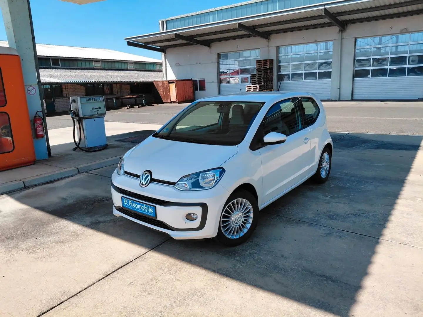 Volkswagen up! TOP ZUSTAND Weiß - 1
