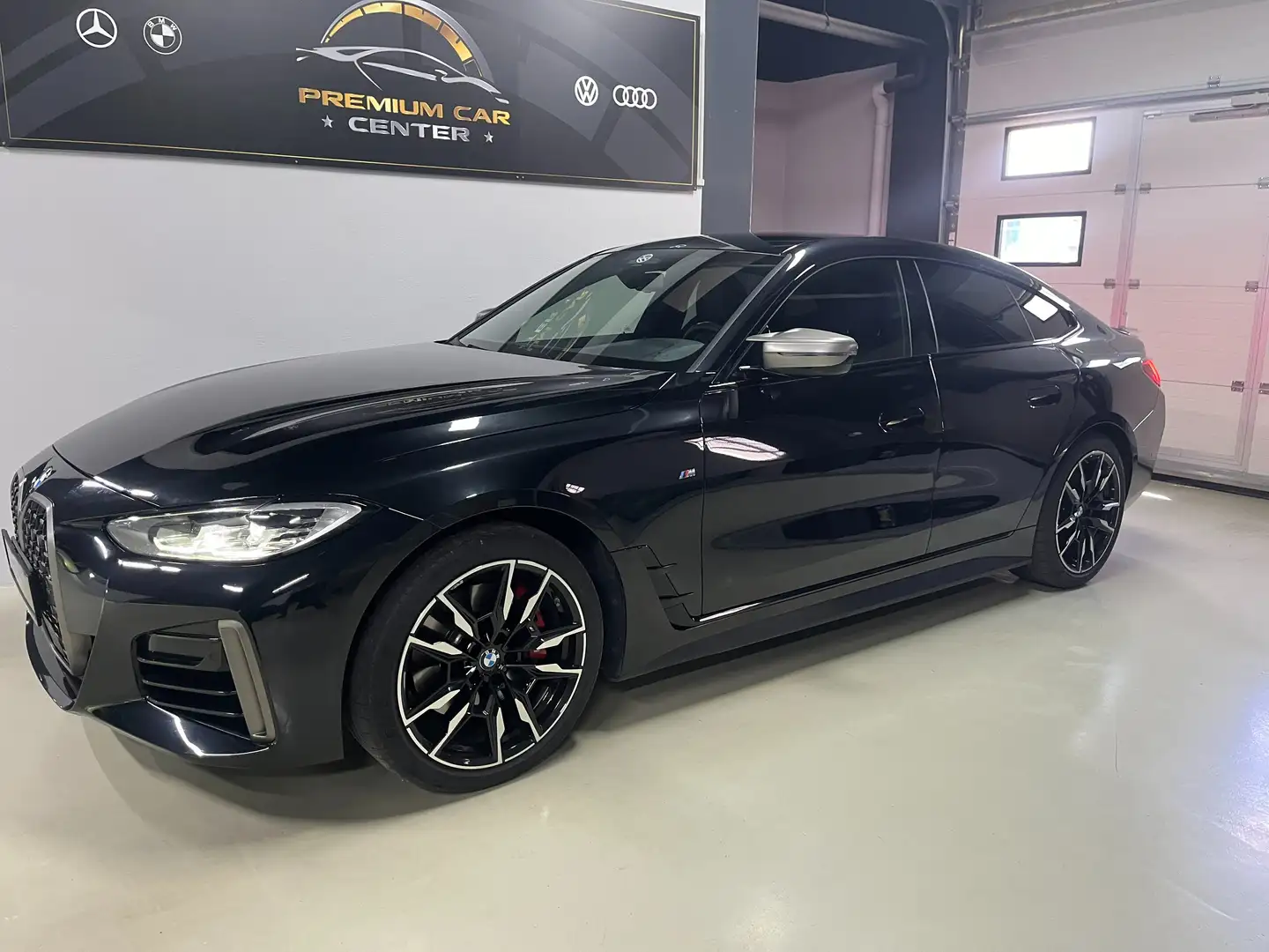 BMW 440 M440i X-Drive Gran Coupé (G26) 374 CV Czarny - 1