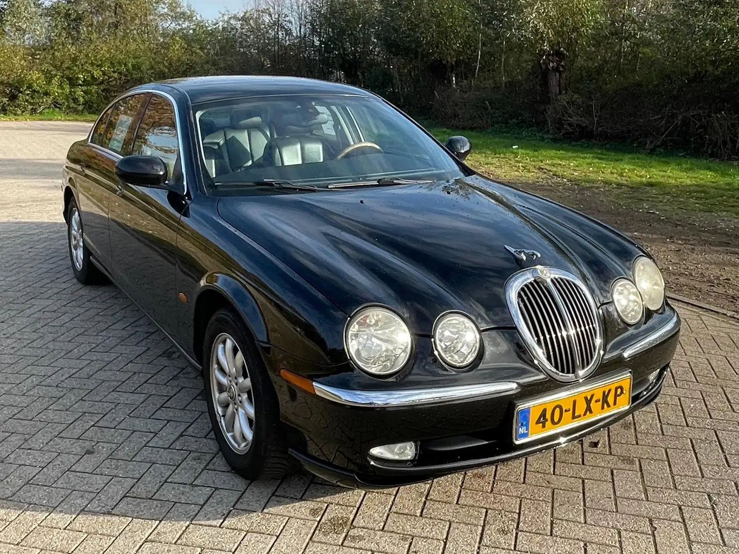 Jaguar S-Type 2.5 V6 Executive Zwart - 1