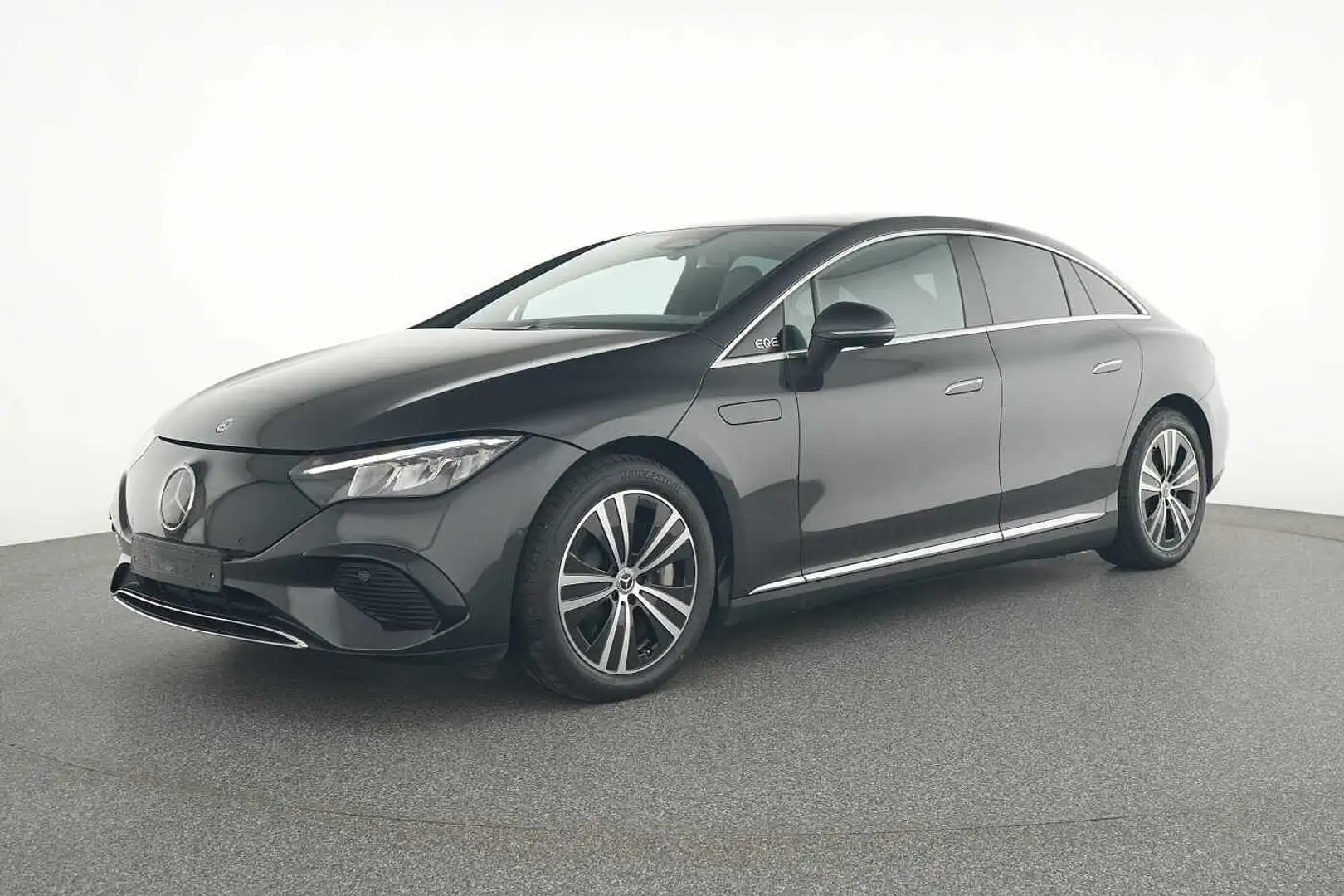 Mercedes-Benz EQE 300 Grau - 1