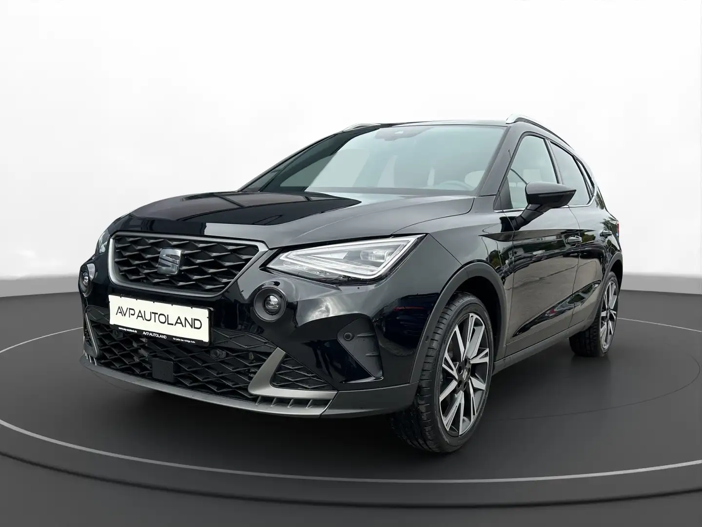 SEAT Arona 1.0 TSI FR | NAVI | LED | SITZHEIZUNG | Zwart - 2