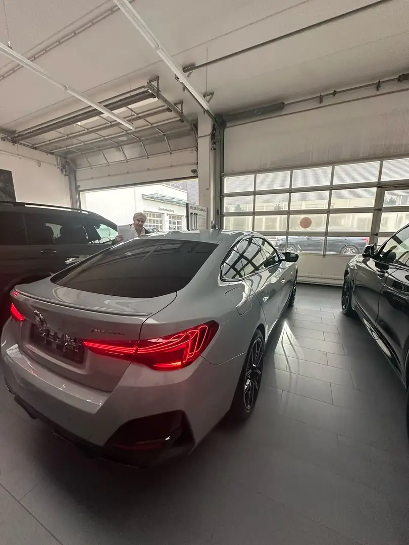 BMW 440 M440i xDrive 48 V Gran Coupe Aut. Grau - 2