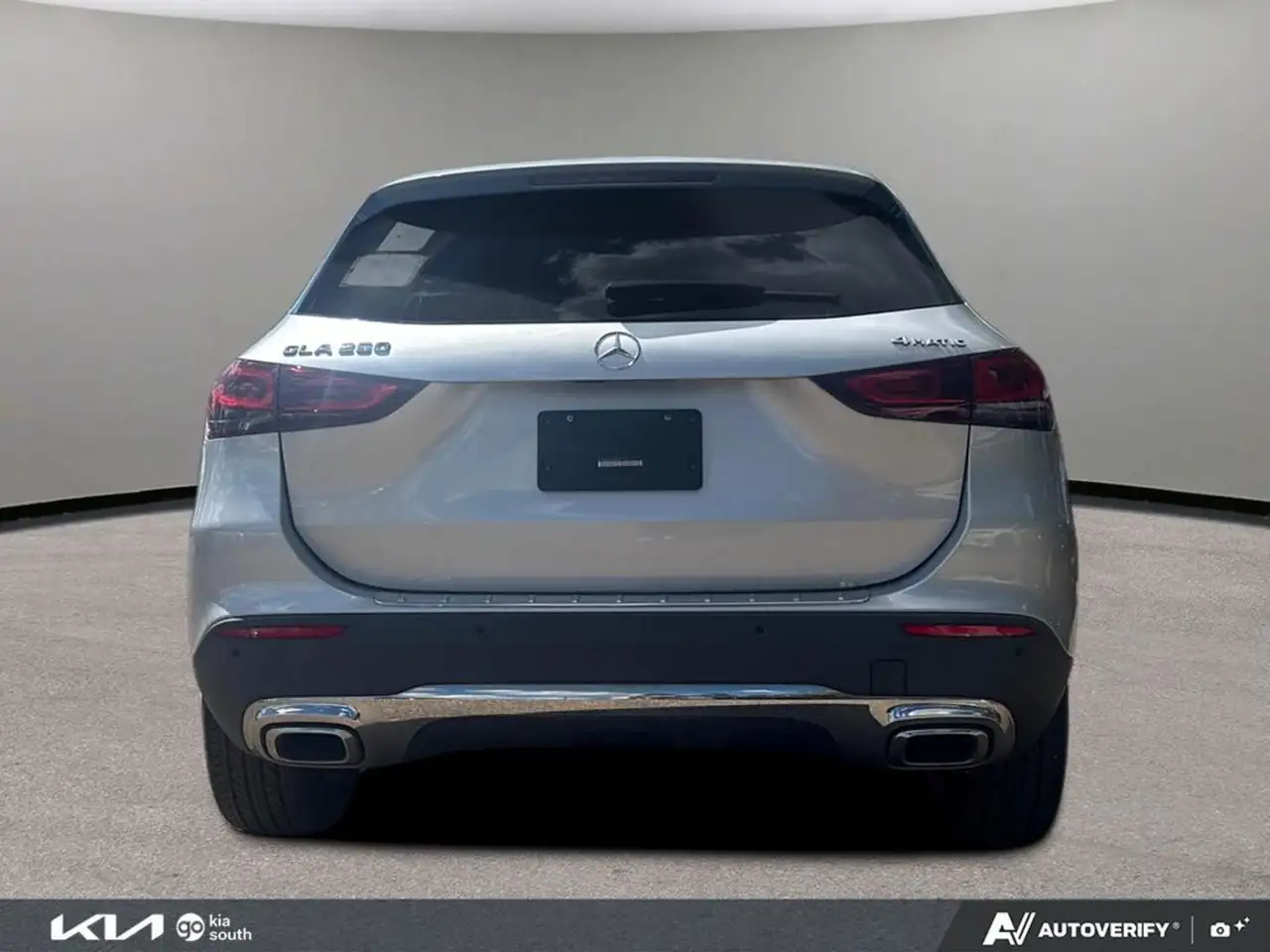 Mercedes-Benz GLA photo Mercedes-Benz GLA