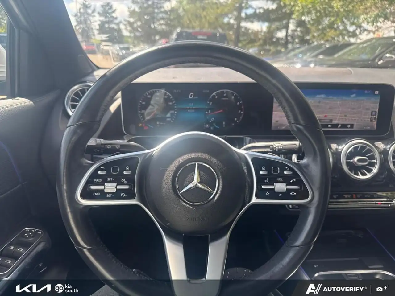 Mercedes-Benz GLA photo Mercedes-Benz GLA