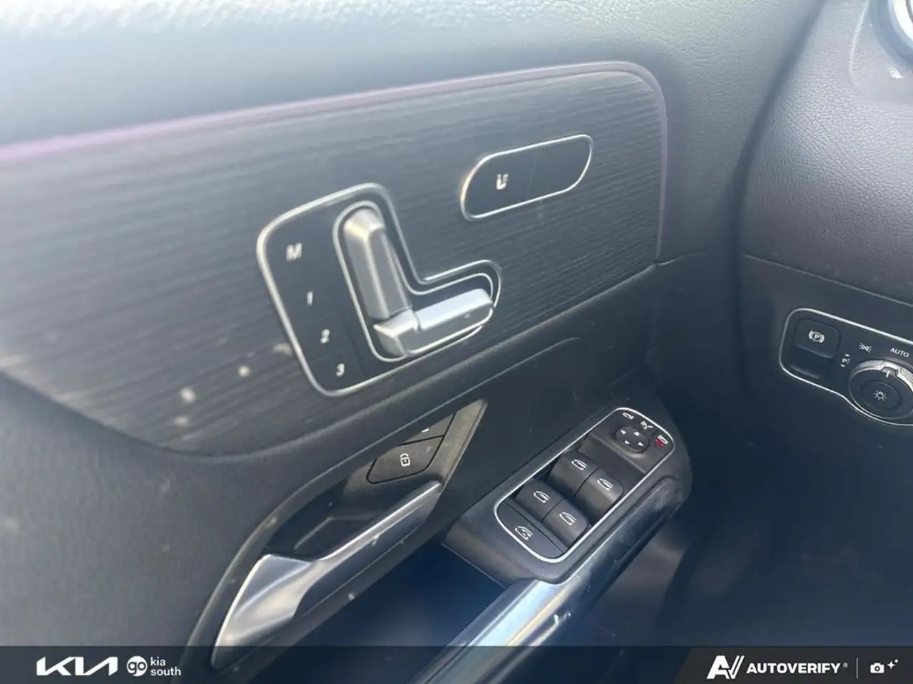 Mercedes-Benz GLA photo Mercedes-Benz GLA