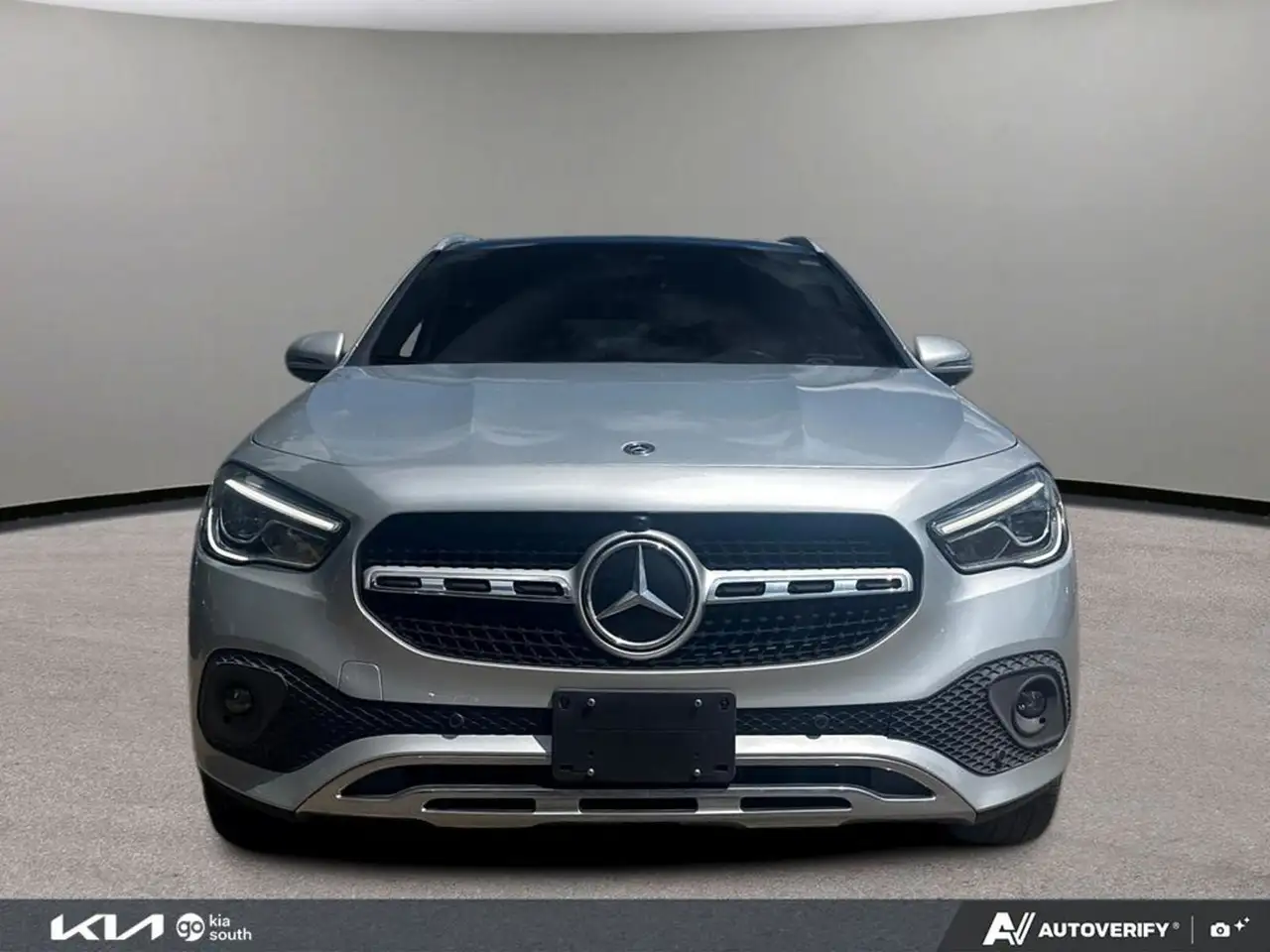 Mercedes-Benz GLA photo Mercedes-Benz GLA