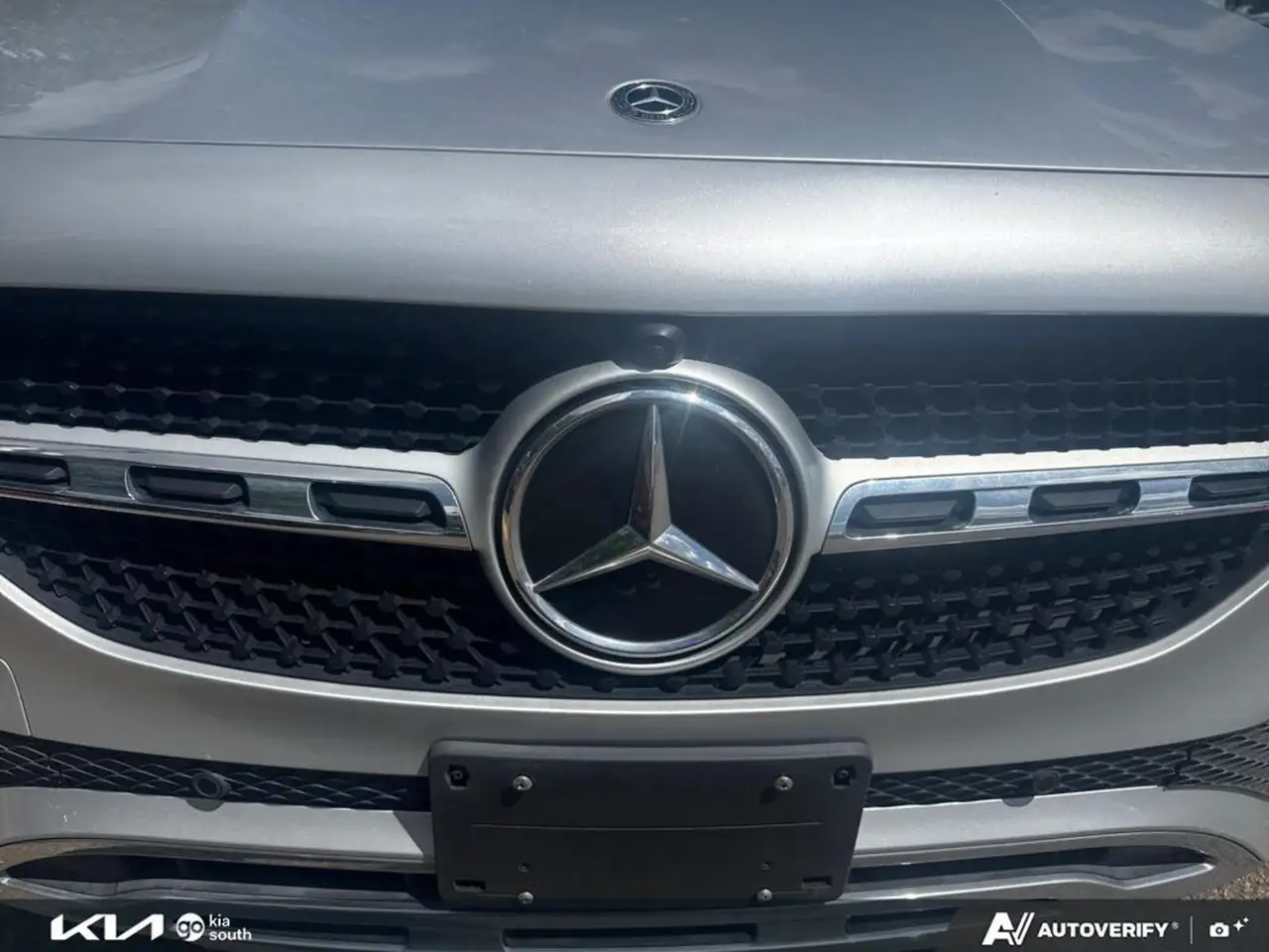 Mercedes-Benz GLA photo Mercedes-Benz GLA