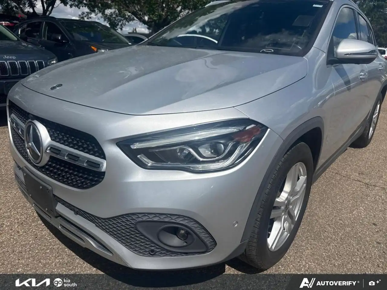 Mercedes-Benz GLA photo Mercedes-Benz GLA