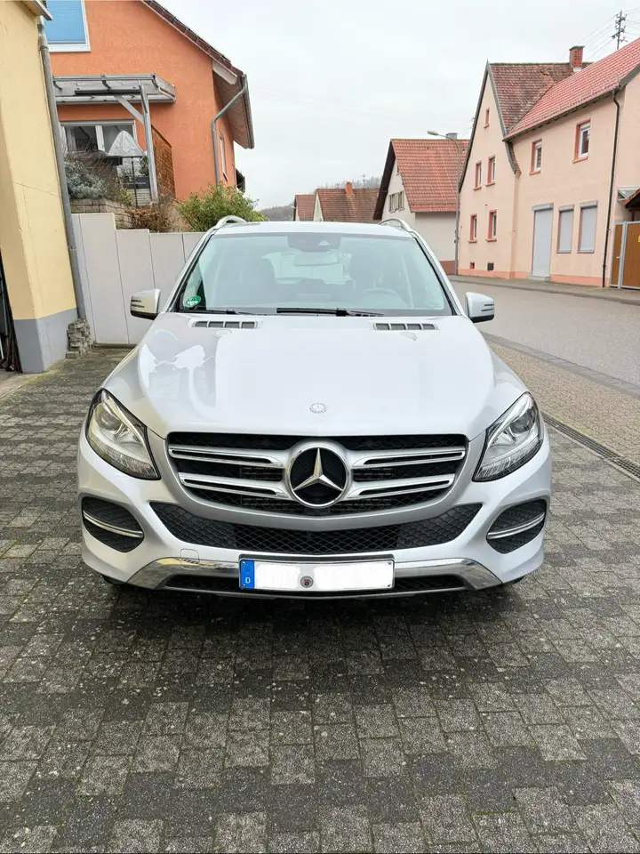 Mercedes-Benz GLE 250
