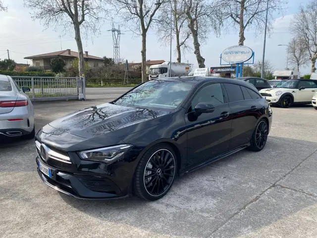 Mercedes-Benz CLA 35 AMG CLA Shooting Brake AMG 35 Race Edition 4matic auto