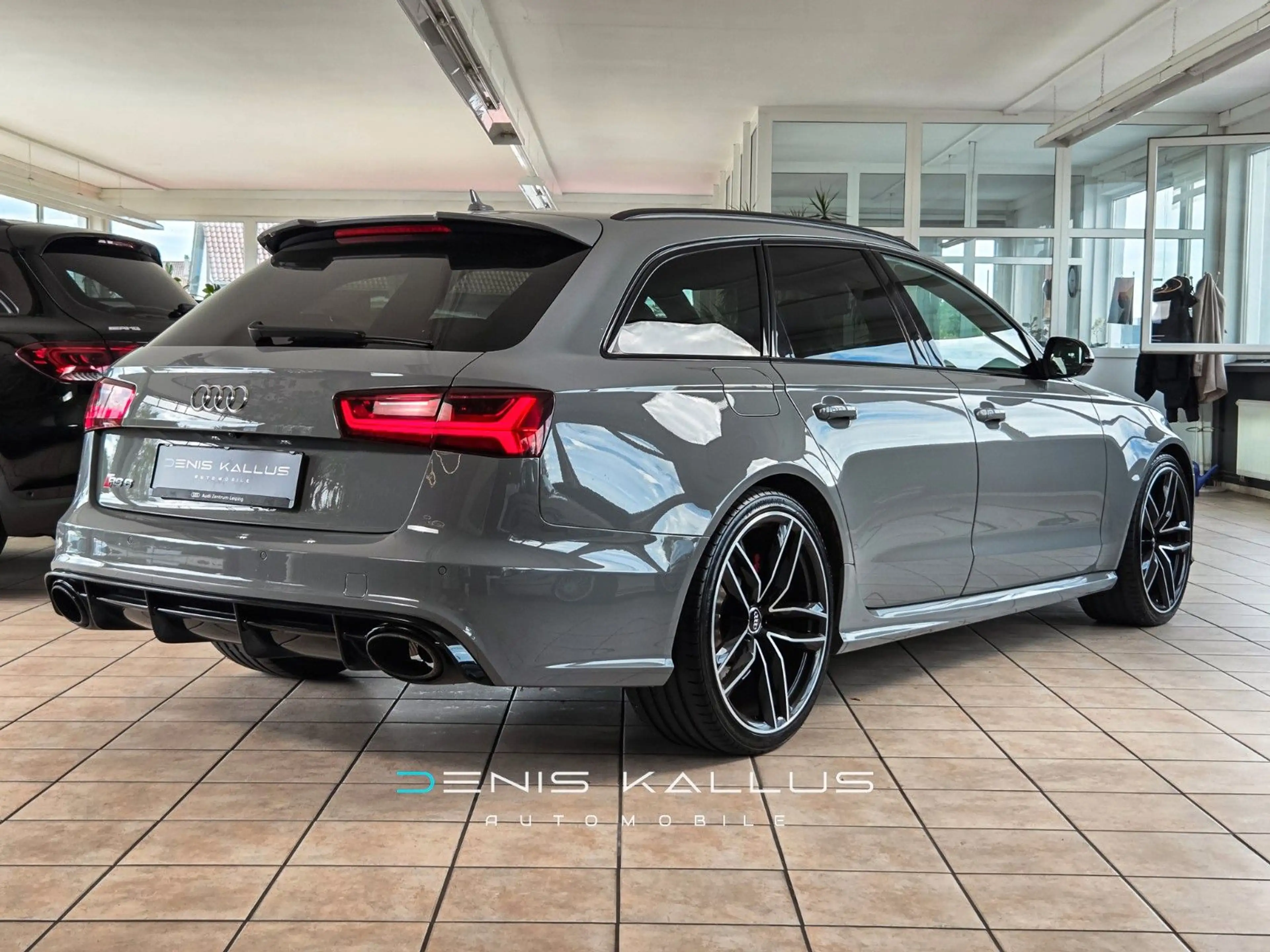 Audi RS6 Avant *Carbon*Gepfl*Deutsch*Schalen* — photo 11