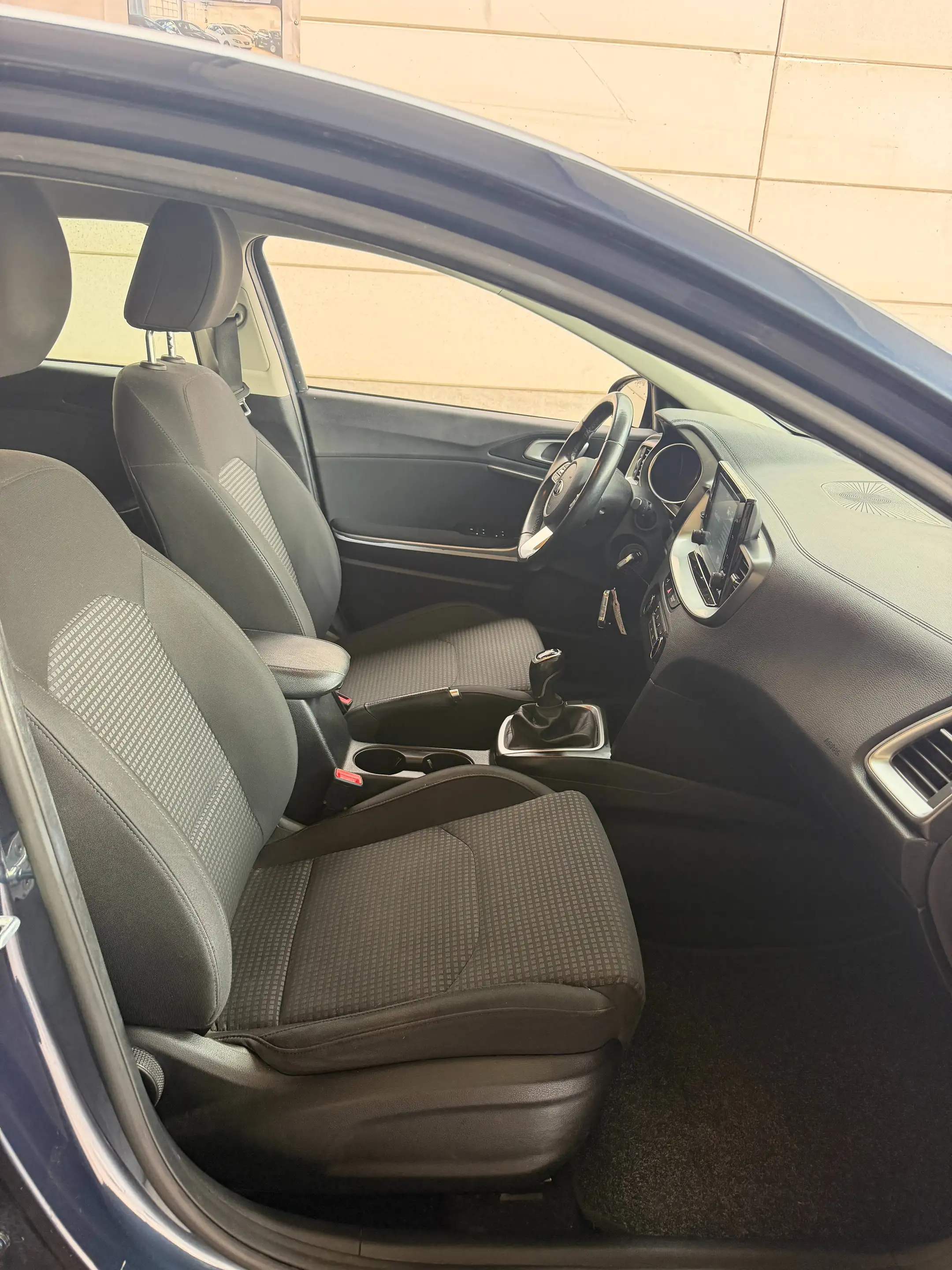 Kia Ceed / cee'd Ceed 1.0 T-GDi Must ISG * CarPlay/Camera * — photo 10