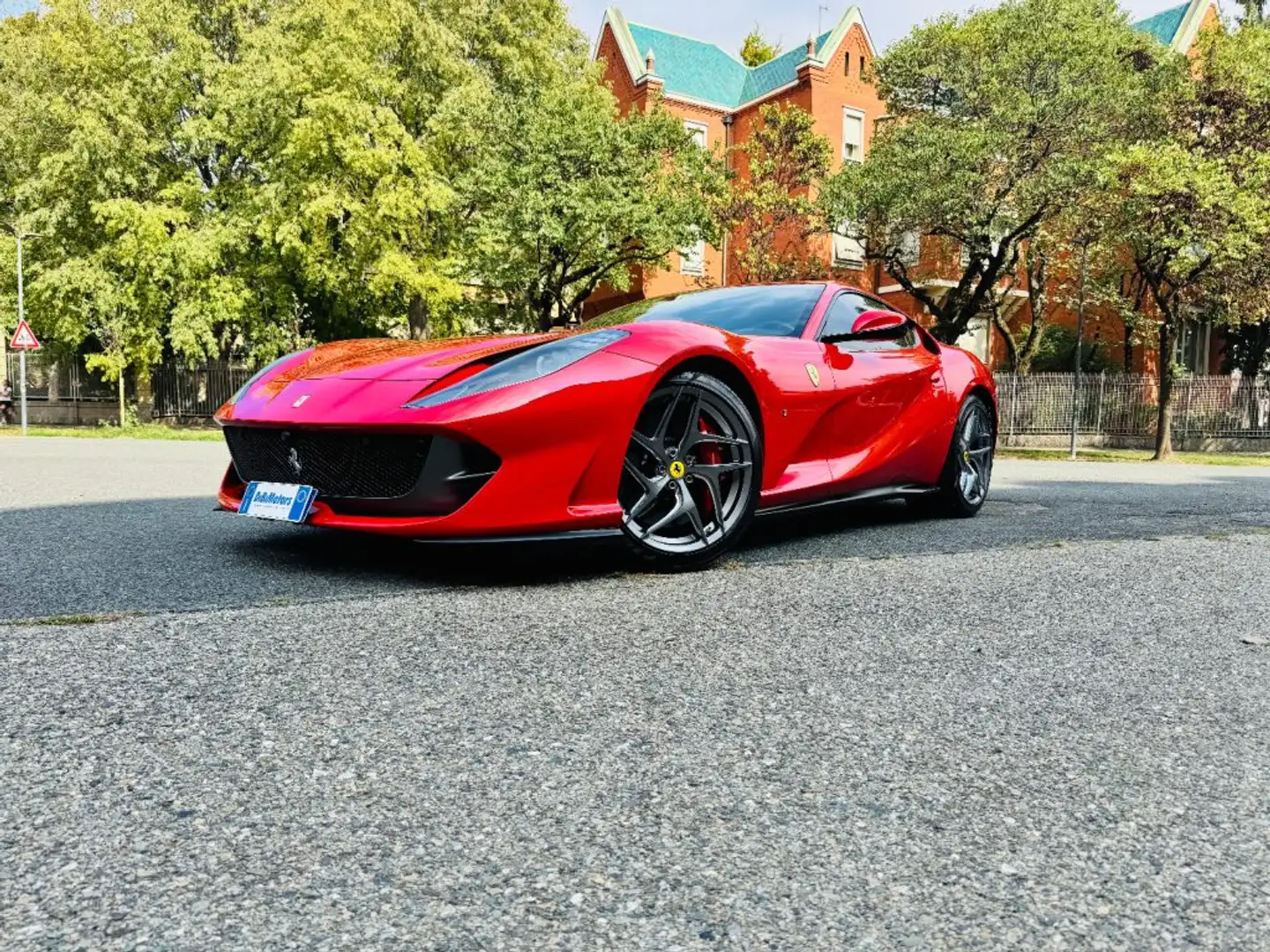 Ferrari 812 ATELIER/PASS DISPLAY/LIFT/ ONLY KM 15000!! Rot - 1