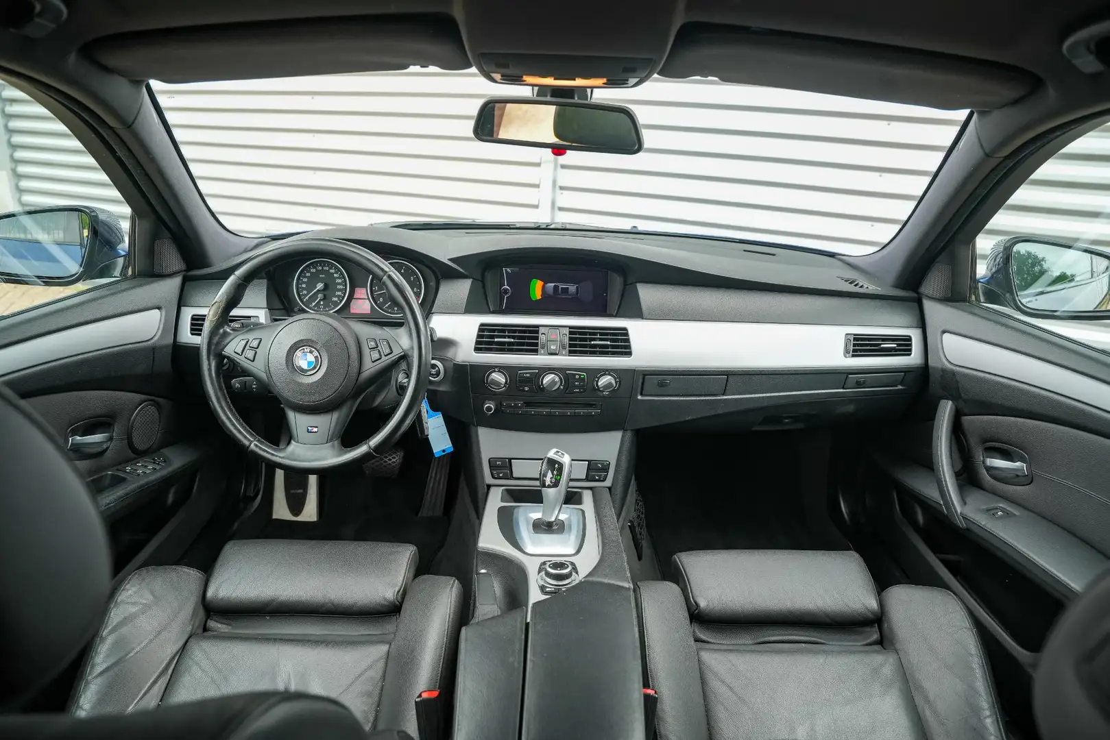 BMW 523 5-serie Touring 523i Business Line Sport M Pakket Blauw - 2