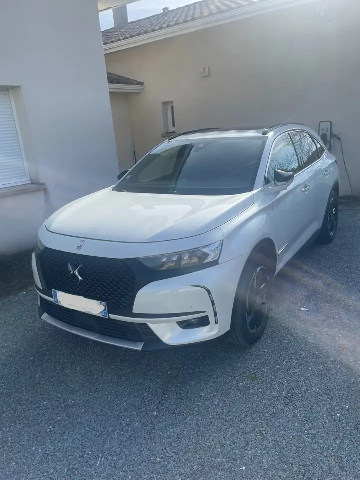 DS Automobiles DS 7 Crossback 2021