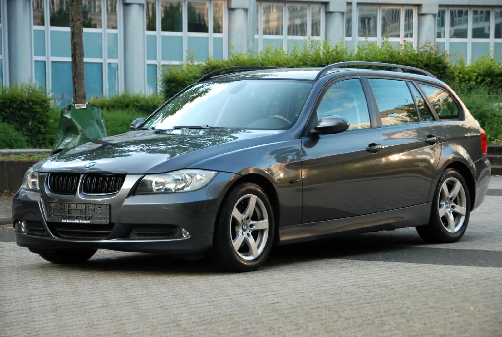BMW 318 i Touring| ADVANTAGE| PDC| SZH| KLIMAAUT.|GRA Grau - 1