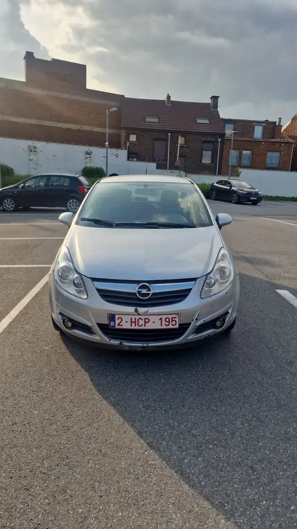 Opel Corsa 1.2i Sport Easytronic - 1