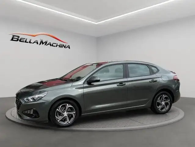 Hyundai i30 1.0 TGDI 48V Tecno Fastback