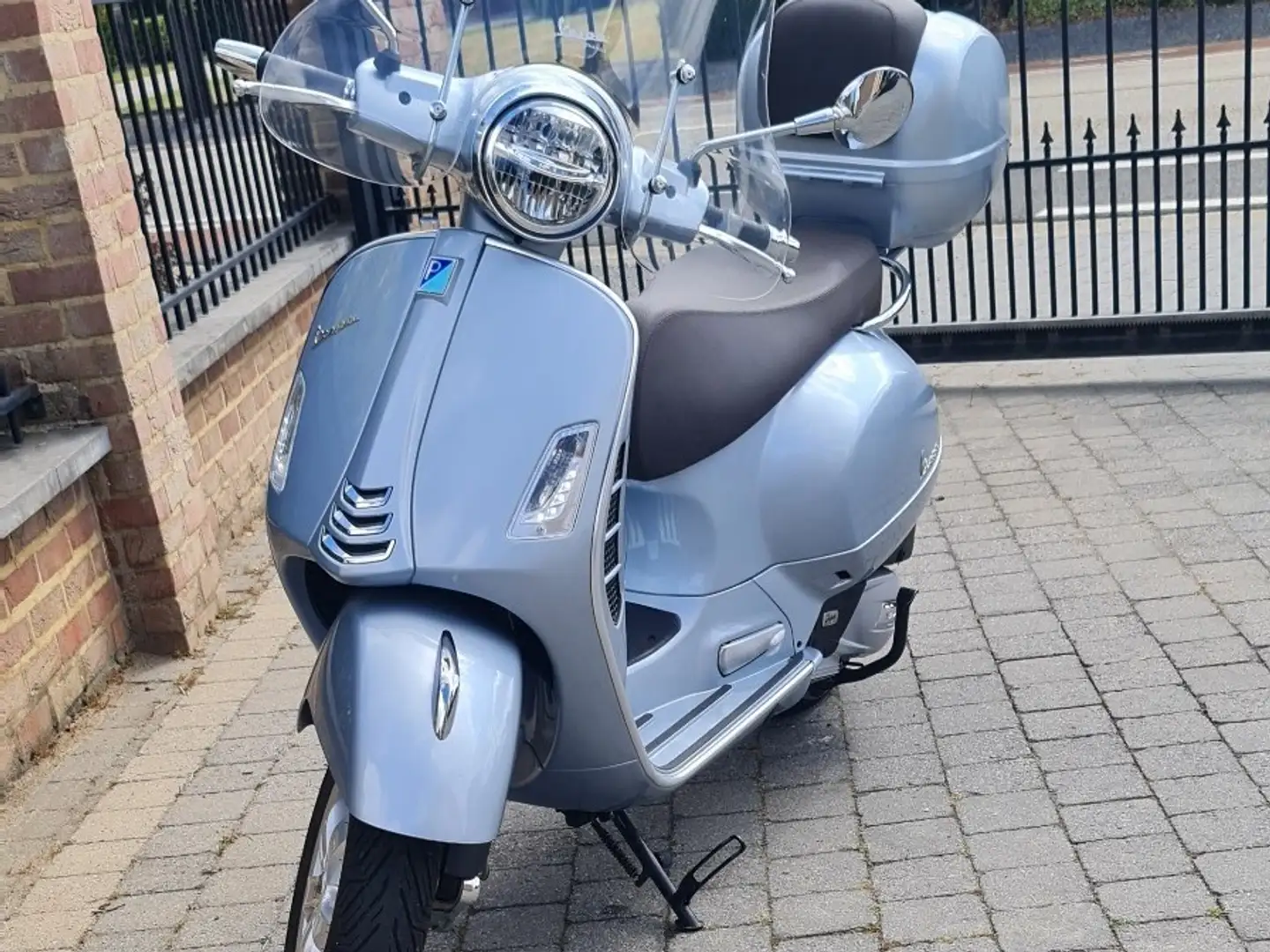 Vespa GTS Super 125 GTS 125 Argent - 2