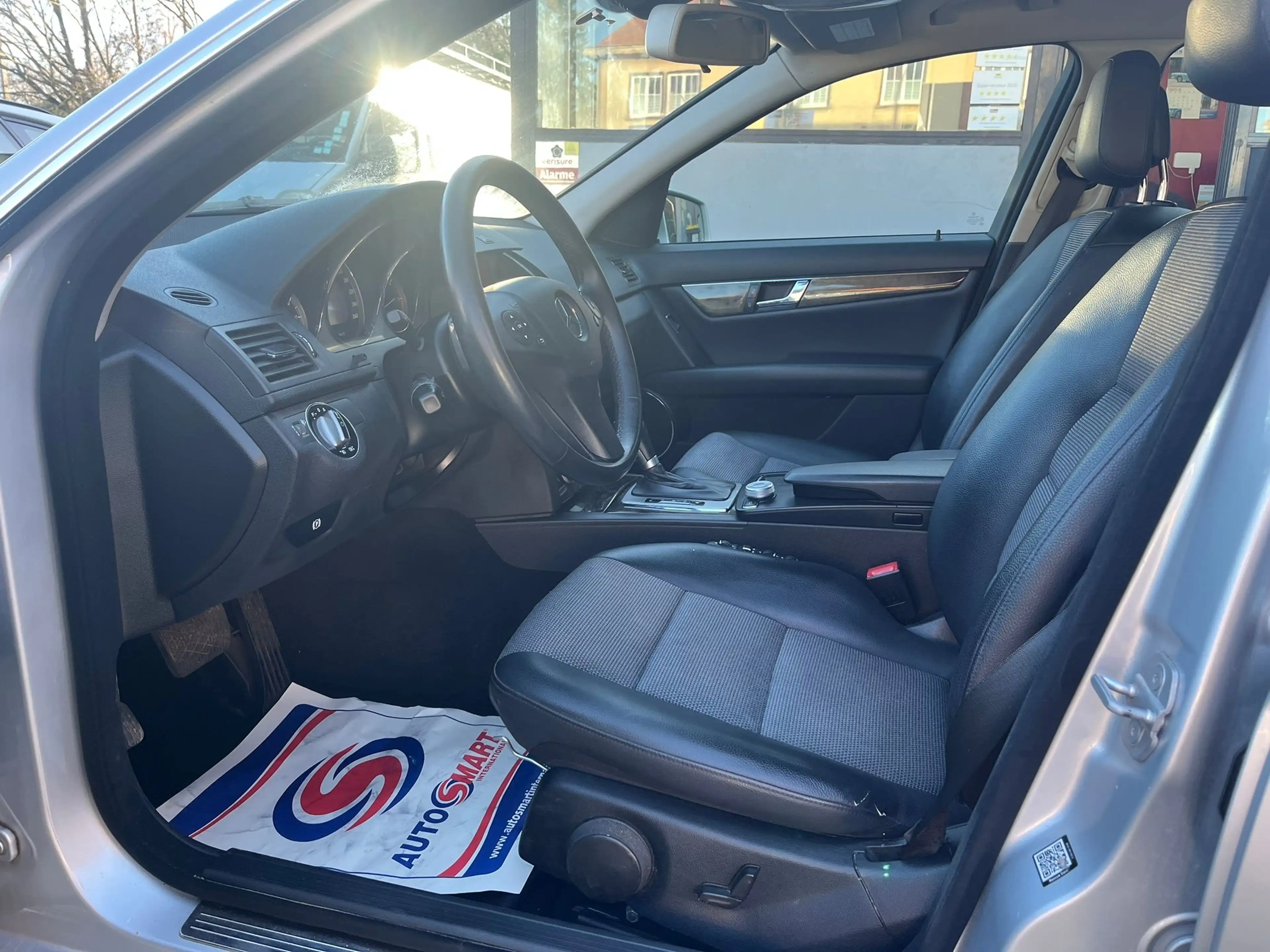 Mercedes-Benz C 350 CDI Avantgarde 1er proprio ***CAPTEURS/CLIM*** — photo 10