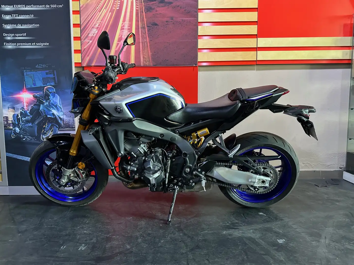 Yamaha MT-09 Noir - 2