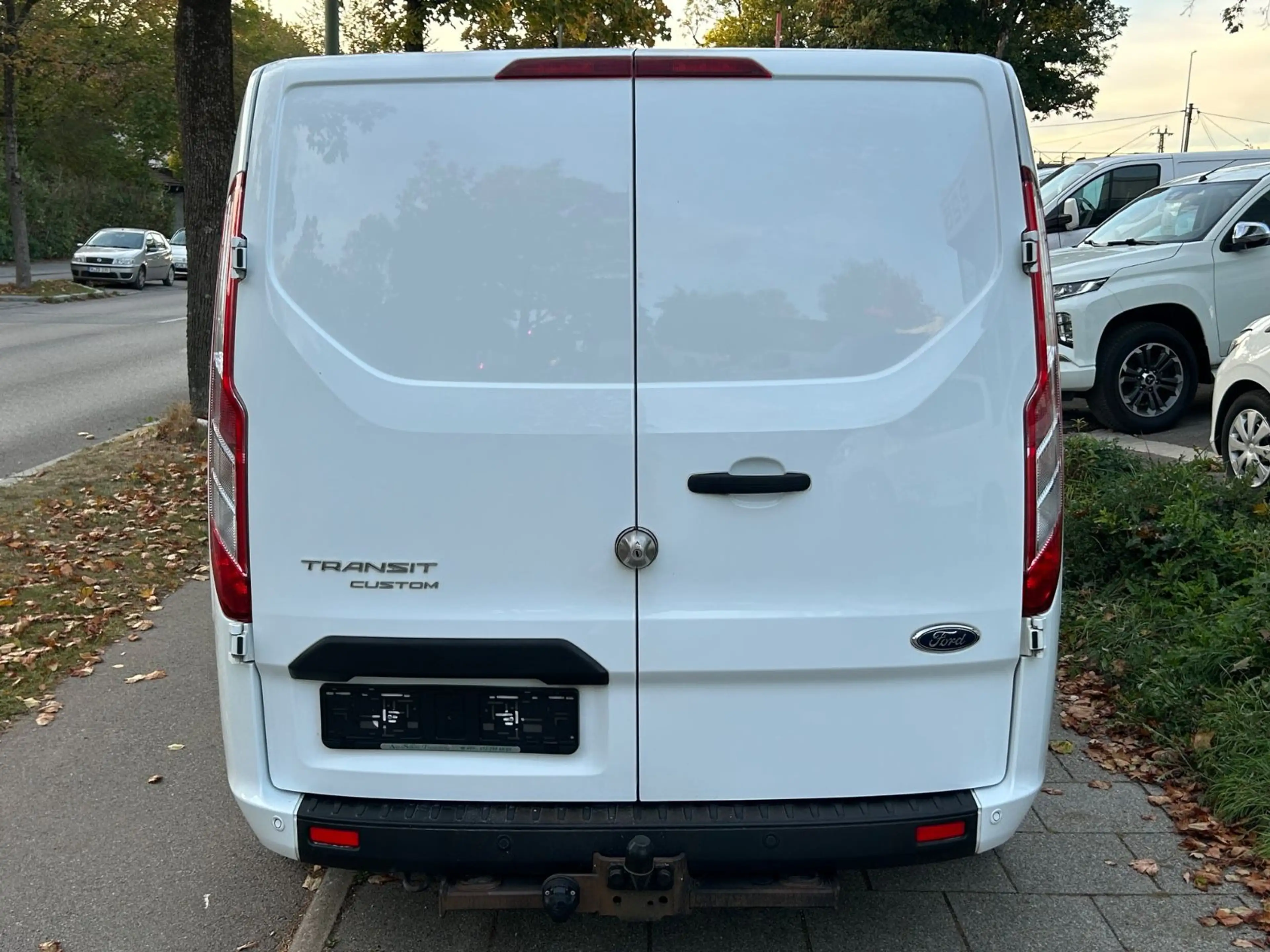 Ford Transit Custom Sortimo Regale Navi AHK-2.650 kg — photo 7
