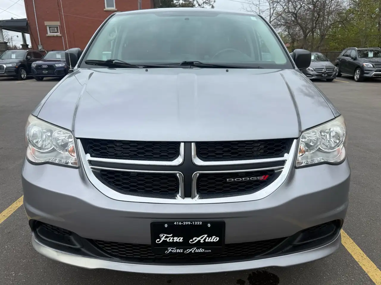 Dodge Grand Caravan снимка Dodge Grand Caravan